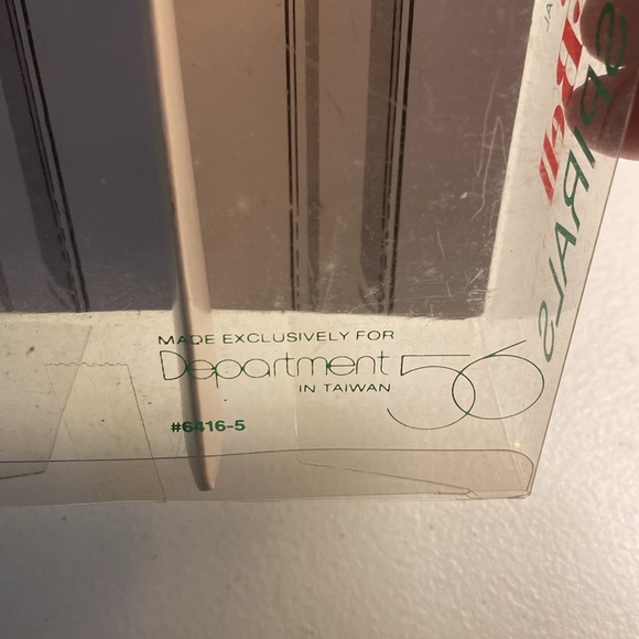 Vintage Dept 56 Enameled Metal Holly Bell Candle Spirals - Picture 4 of 7